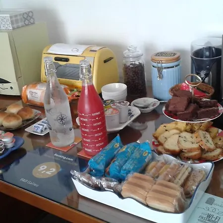 Alojamento de Acomodação e Pequeno-almoço Galileo Nápoles