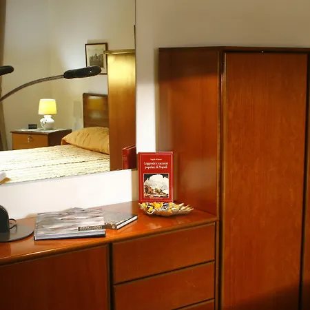 Alojamento de Acomodação e Pequeno-almoço Galileo 4*