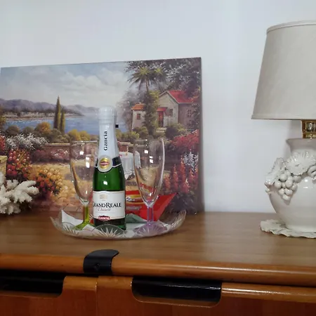 Alojamento de Acomodação e Pequeno-almoço Galileo Nápoles