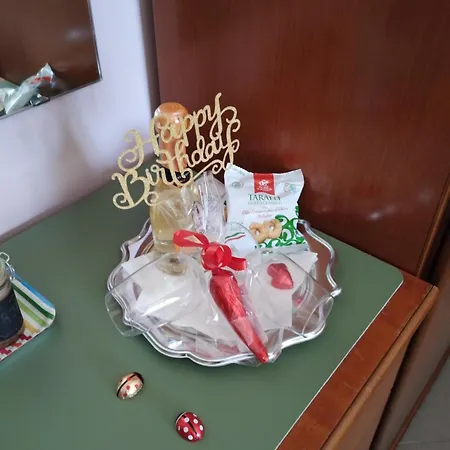 Alojamento de Acomodação e Pequeno-almoço Galileo Nápoles